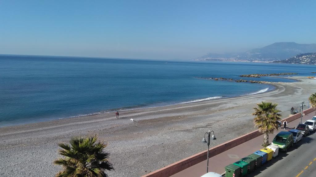 Appartamento Giardino Ventimiglia Eksteriør bilde